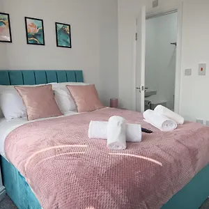 Guest house Relax @ Southfield Middlesbrough